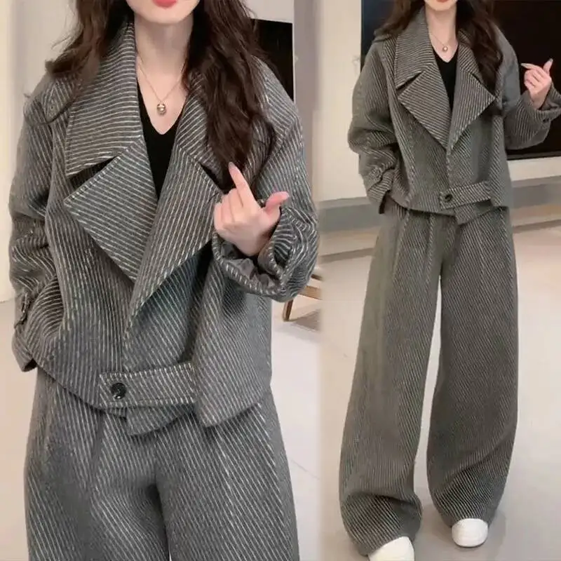 

Trendy Western High End Fashion Set 2025 Winter New Style Elegant And Versatile Coat+Wide Leg Pants For Ladies Gentlemen