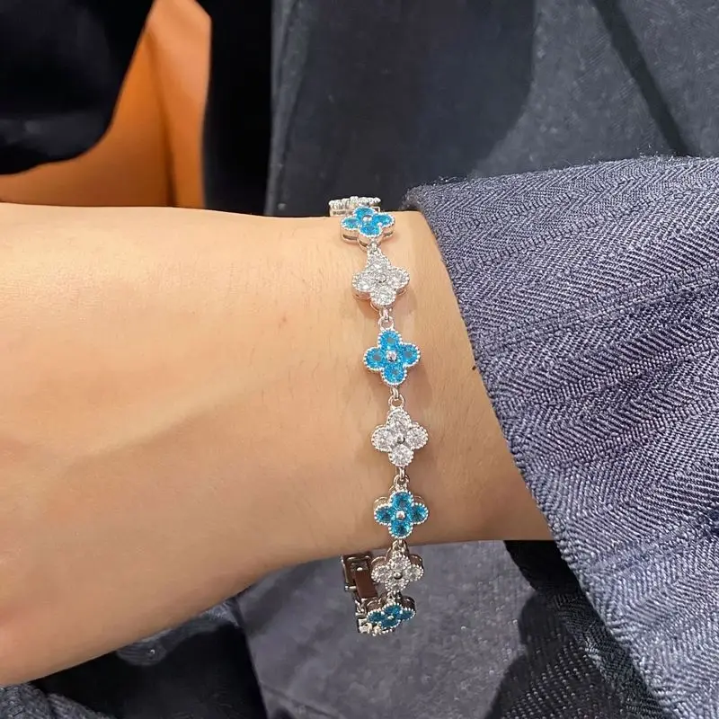 MOXINew autumn collection: colorful petal bracelets, fashionable and versatile, perfect as a Valentine's Day or birthday gift