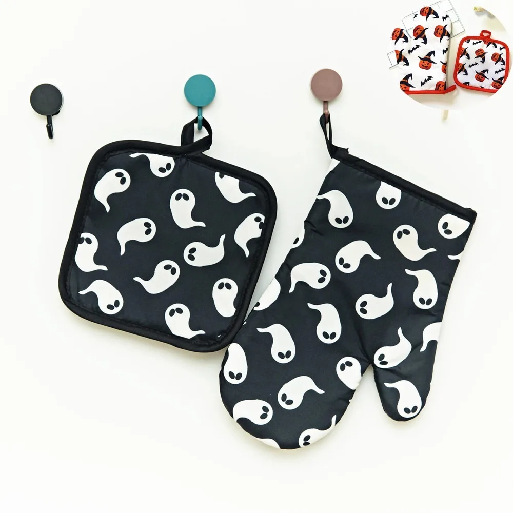 Halloween Baking Gloves, Oven Mitts/microwave Mitt Pads Set Are Reusable and Easy To Clean with Ghost/pumpkin/Halloween Patterns