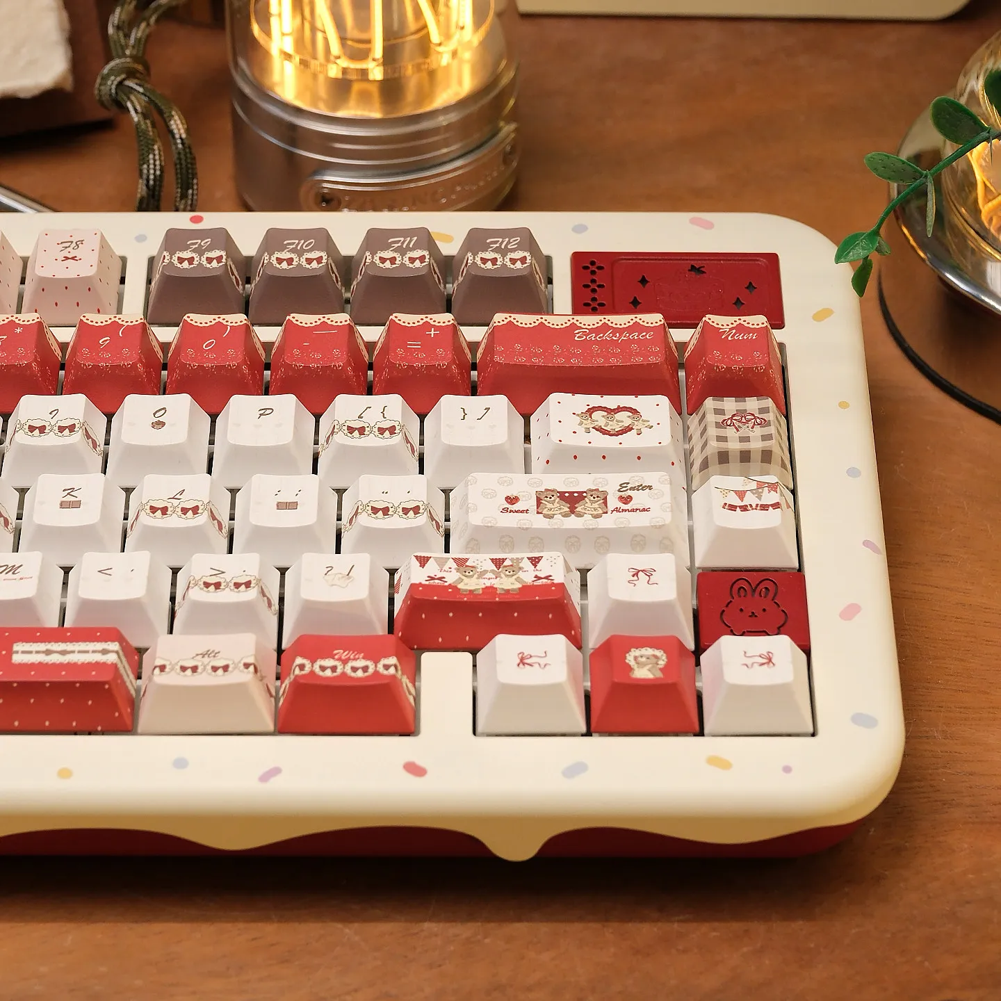 URE Sweet Whispers Keycaps Cherry Profile Dye-Sublimation PBT Keycaps Cute Bear For MX 61 64 87 96 104 108 Mechanical Keyboard