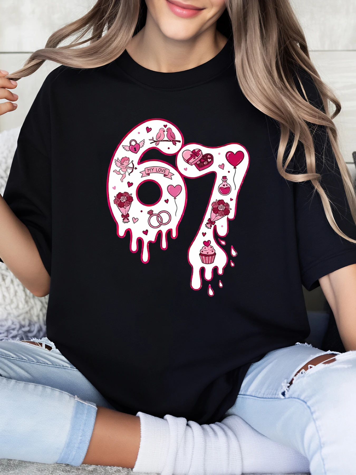 

67Th Anniversary Love Hearts Cupcakes and Rings Print Valentine's Day T-Shirt Women Casual Wear Party Outfit Black Plus-Size
