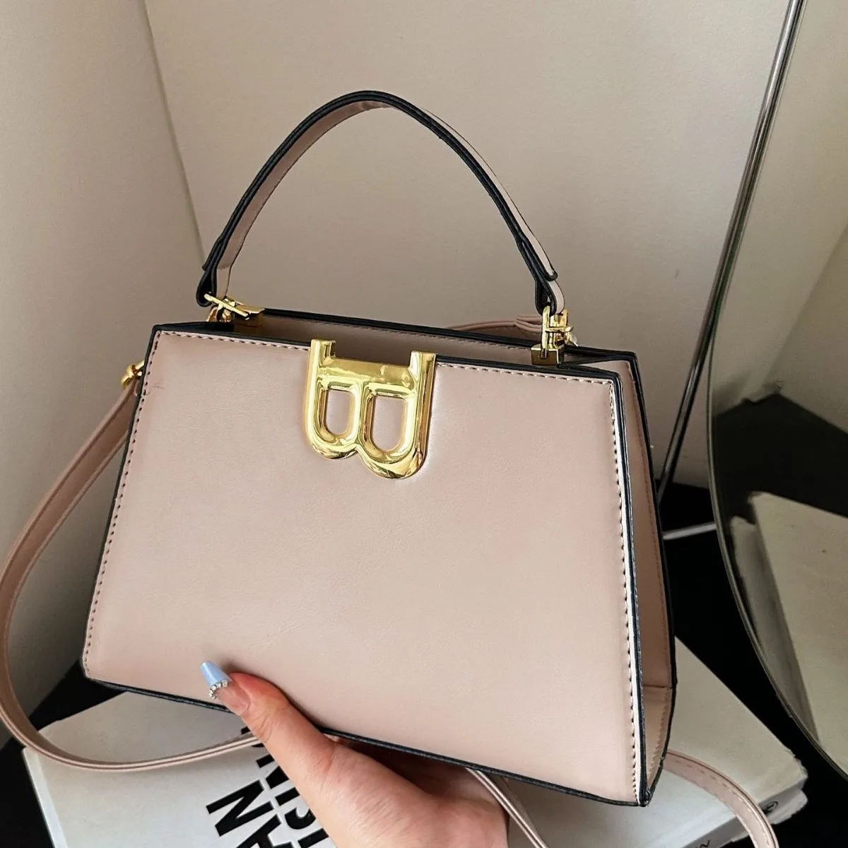 

​​2025 Professional Briefcase Women Structured Caviar Grain Business Bag Desk To Dinner Essential Power Dressing Accessory​​
