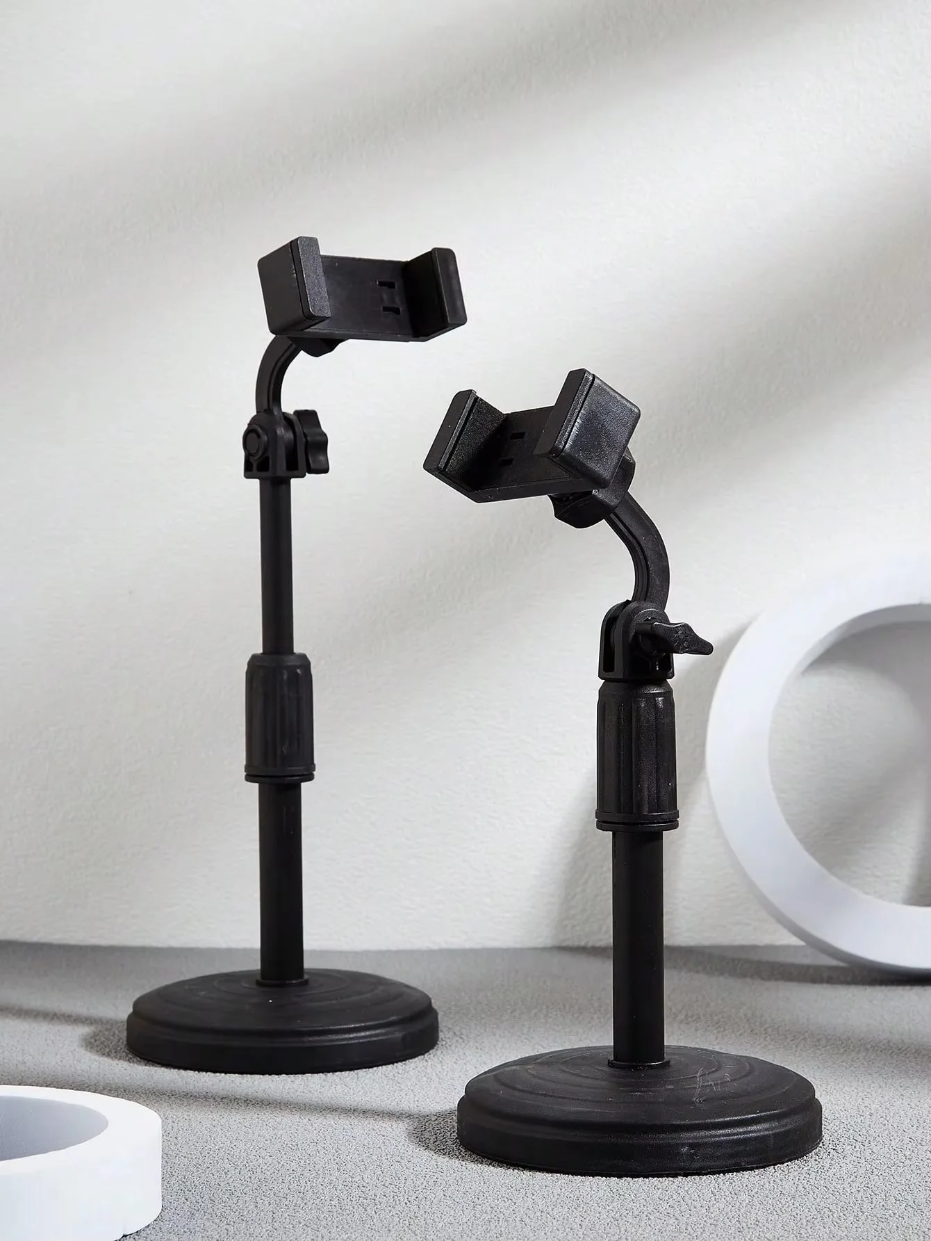 360° Rotating Anti-Slip Base, desktop Lazy Foldable Adjustable Flexible Phone Stand, Suitable for Live Streaming on Multiple Pho
