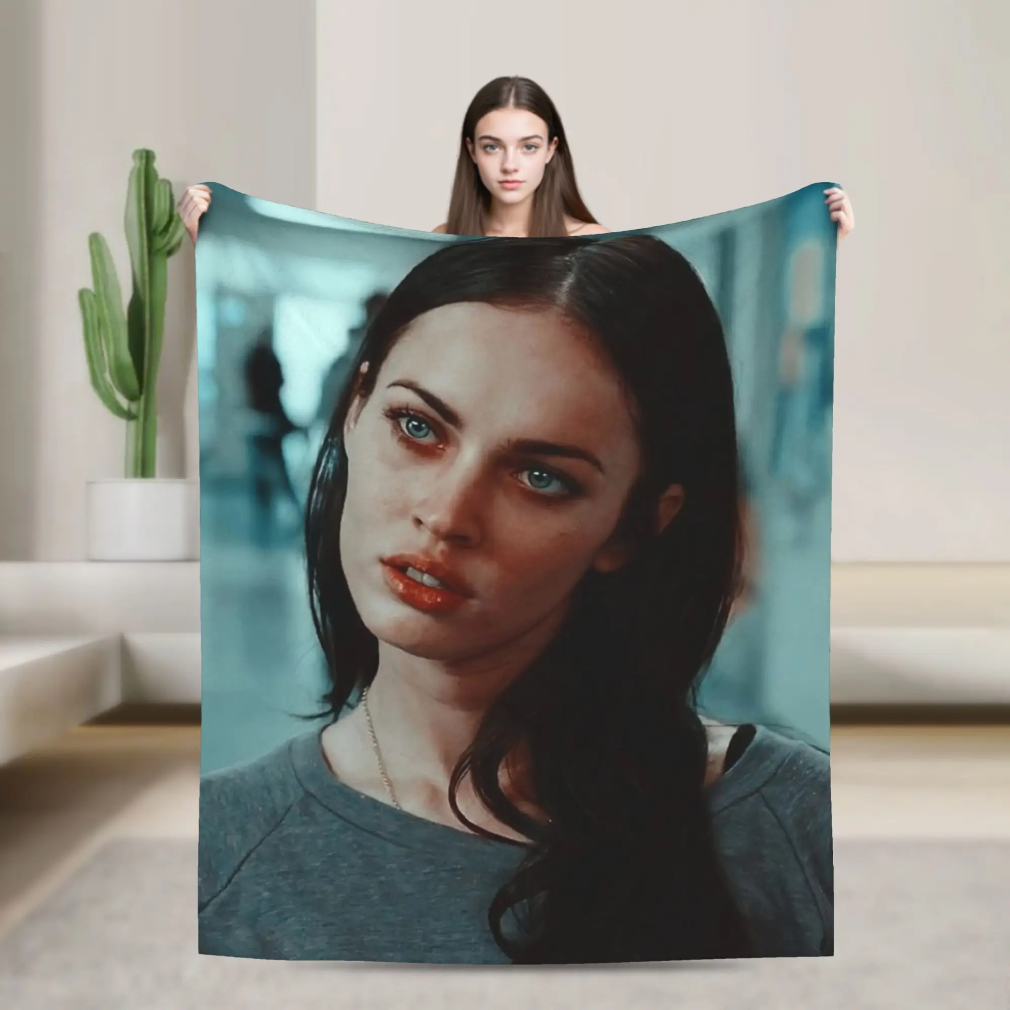 Jennifer's Body Megan Fox Blankets  Wool Awesome Breathable Throw Blanket for Chair Covering Sofa Spring Autumn