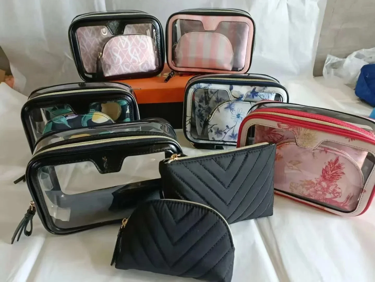 VS Beauty To Go Trio Cosmetics Makeup Case Travel Bag set