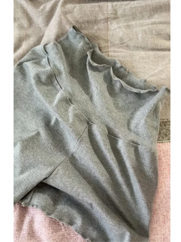 Comfortable Grey Short Pants with Wood Grain  Spring Summer Outdoor Wear Lightweight Low Waist Sexy Hot Pants for Women view 2