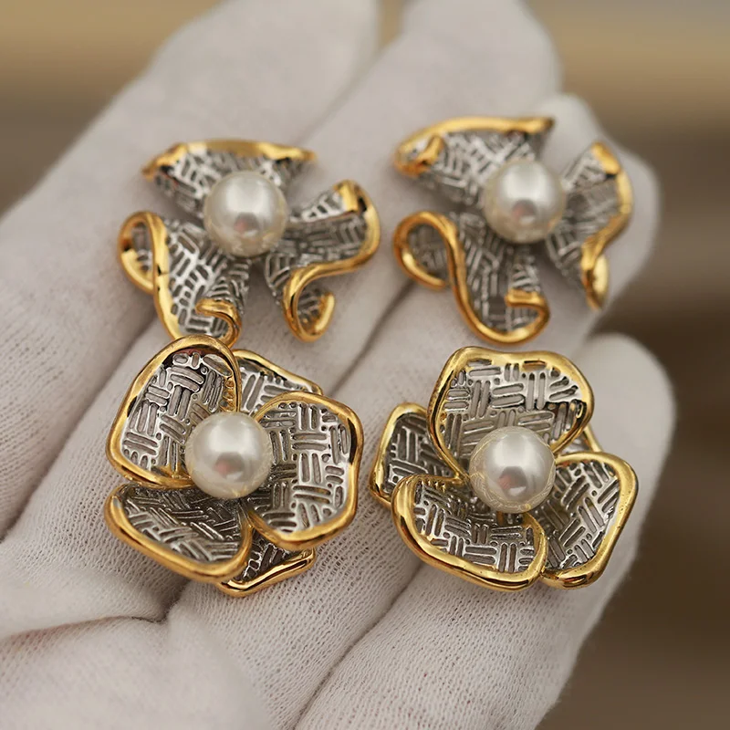 New Sight Design Crystal Twist Flower Stud Earrings for Women Fashion Brand Jewelry Pearl Beads Luxury Unique Zirconia Earrings