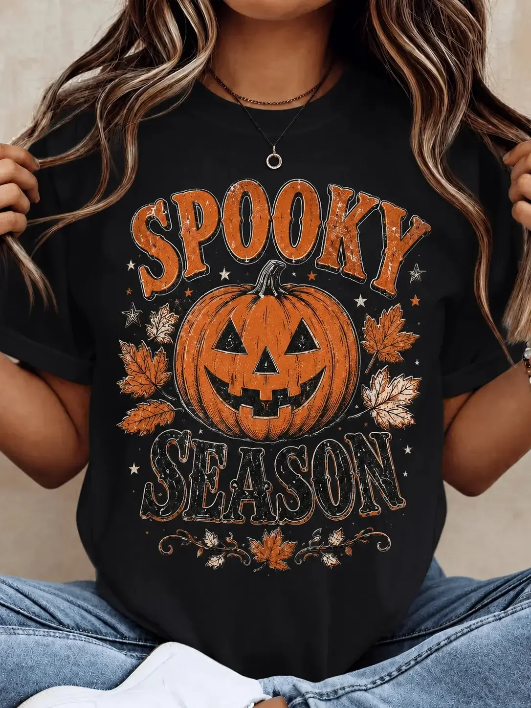 Women's Vintage Comfortable Short-Sleeve Halloween Graphic Tee - Spooky Season Pumpkin Print, Casual Wear Statement Top, Shortsleeve, Round Neck.YY