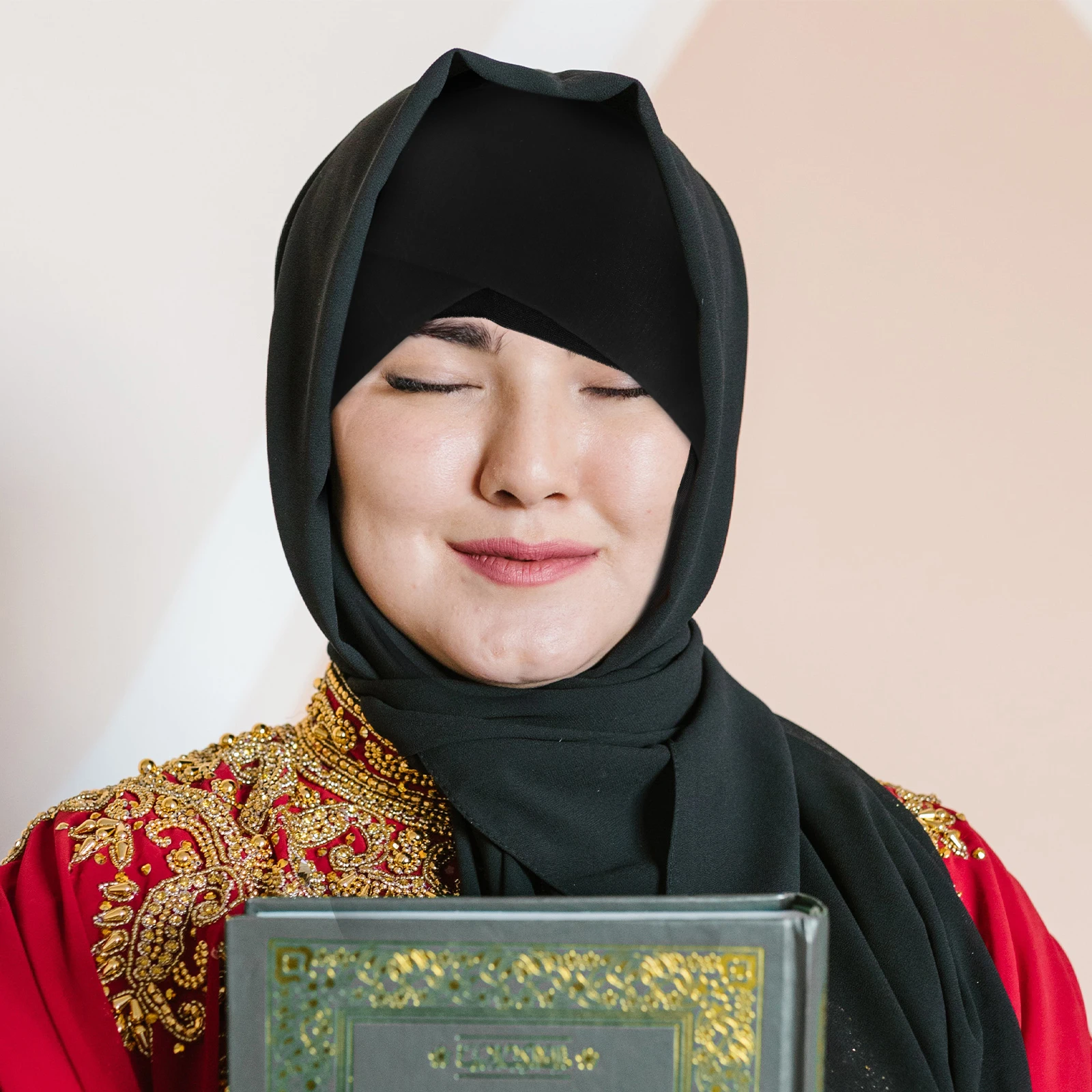 

Solid Black Inner Hijab Caps Lightweight Breathable Modal Fabric Adjustable Elastic Muslim Head Wrap Scarf Beach Towel Summer