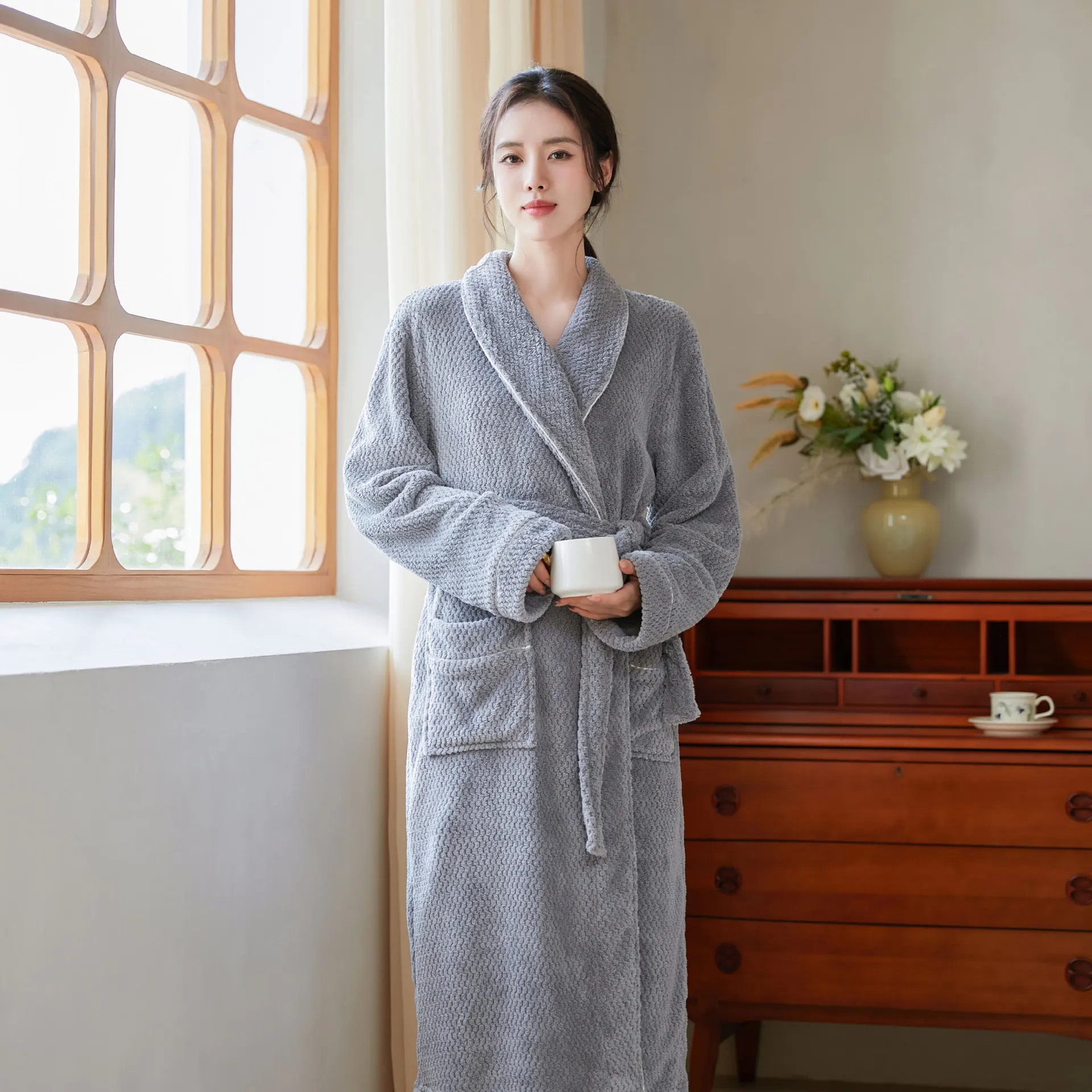 Winter New Coral Fleece Long Kimono Bathrobe Robe Warm Thick Sleepwear Women's Lapel Flannel Nightgown Casual Loose Home Wear