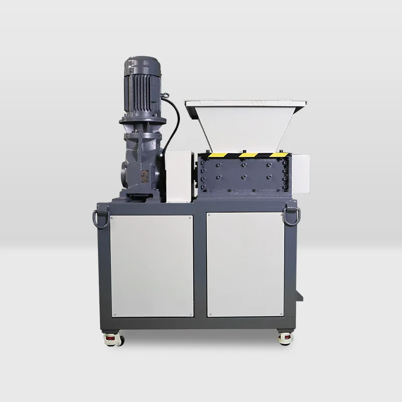 القرص الصلب الإلكتروني كسارة البلاستيك الكيميائية الخشب الصلبة النفايات الصغيرة ثنائي المحور التقطيع