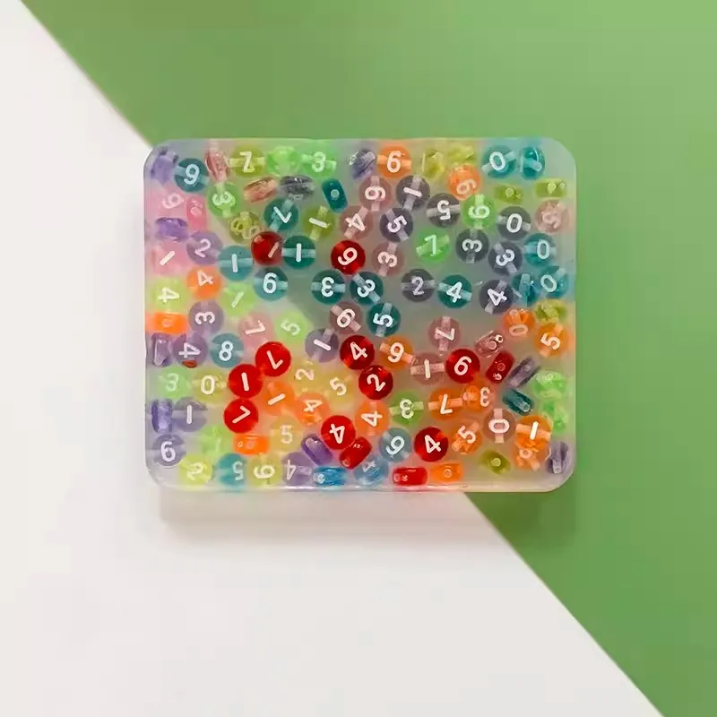 新しいスクエアピックポケットおもちゃフィジェットおもちゃシリコーン減圧通気おもちゃ感覚ストレスリリーフおもちゃ子供大人リラクゼーションギフト