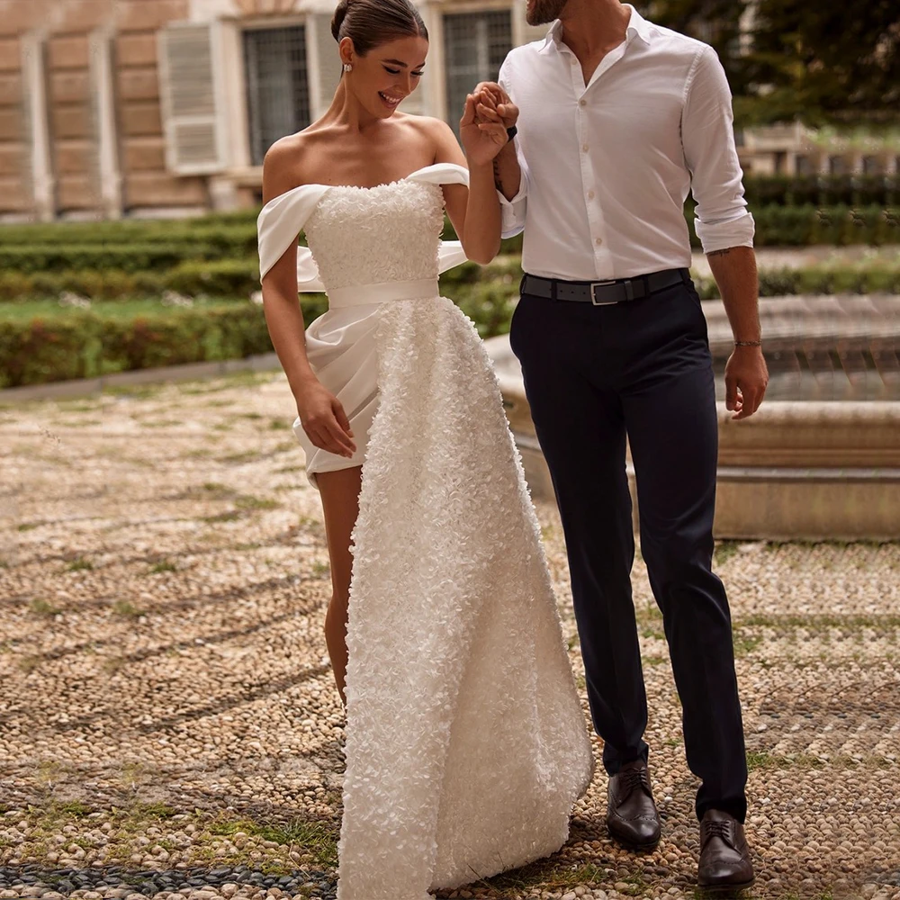 Welove Chic Mini Wedding Dress Strapless Off the Shoulder Lace and Pleat Sexy Backless with Detachable Train Above Knee Gowns