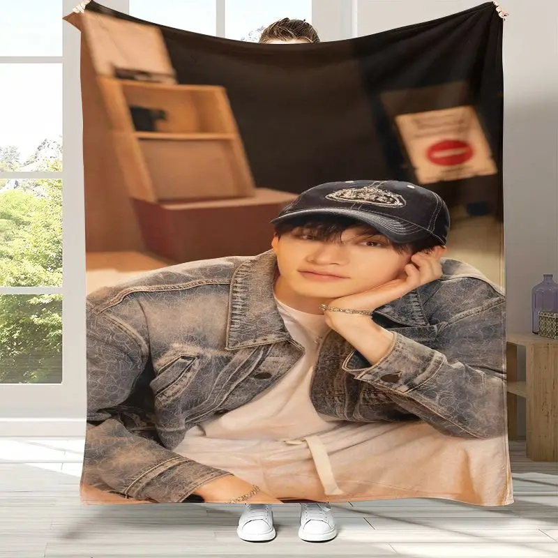 SK Korean B-Bangs C-Chans Star Chk Chk Boom Flannel Throw Blanket,Cozy Warm Blanket for Bed,Sofa,Living Room,Camping,Home Decor