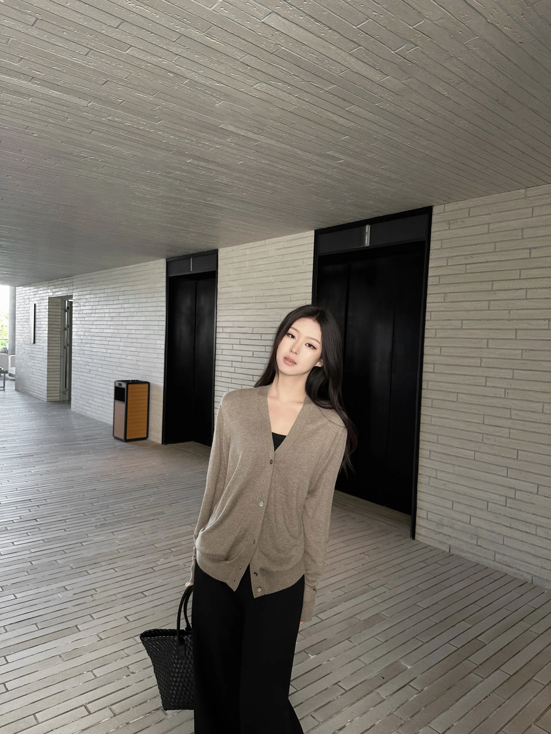 

5werkwen Swag Lazy V-Ne Knitted Open Cardigan Silk Camere Loose Fit Button-Up Casual Sle Long Sve Thin Model