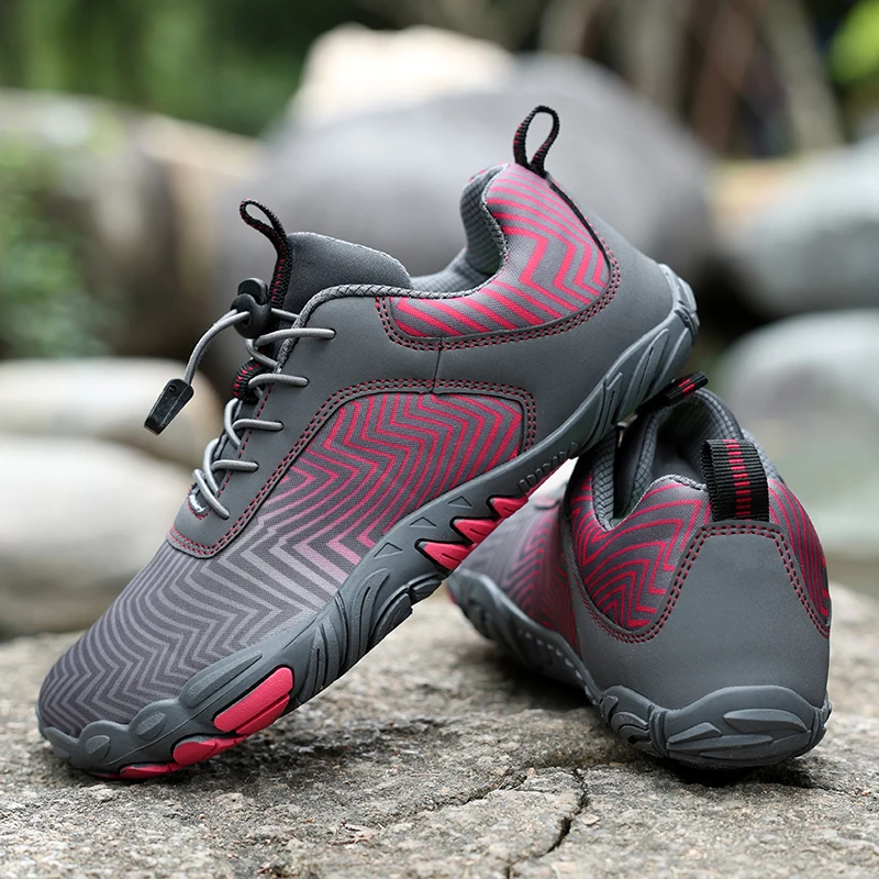 

New Five toed Mountaineering Outdoor Training Shoes Soft Amphibious Couple Creek Tracing Shoes Fashion Casual Sports Shoes