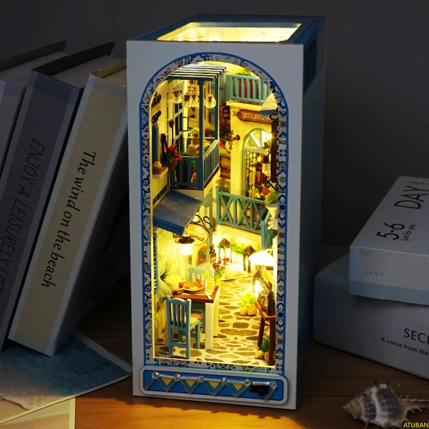 Imagem -02 - Diy Livro Nook Kit Dollhouse Bookshelf 3d Enigma de Madeira Inserir Madeira Bookend Edifício Modelo