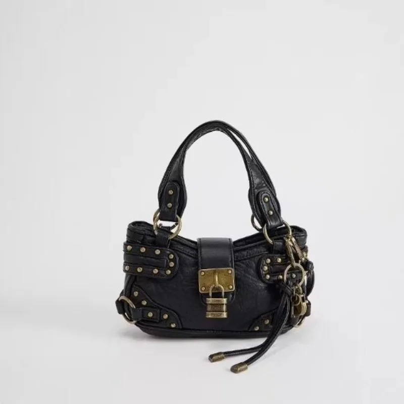 

Designer Brand New Large Capacity Rivets Retro Street Motorcycle Bag Satchel Mobile Phone Bags for Women Сумка Женская