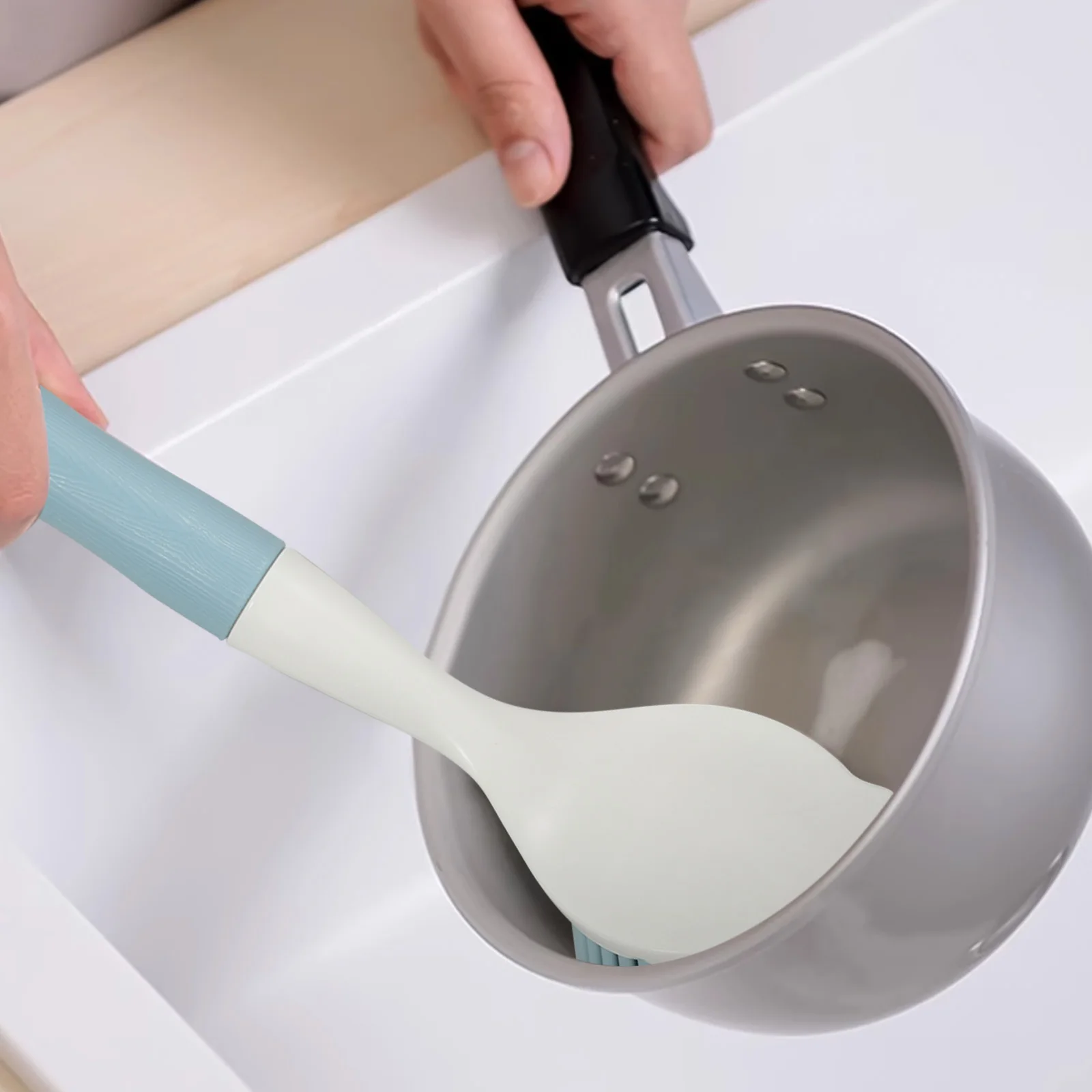 

Long Handle Pot Brush Kitchen Dish Scrubber Durable Ergonomic Comfortable Dish Cleaning Brush Non Scratch Pan Scrub
