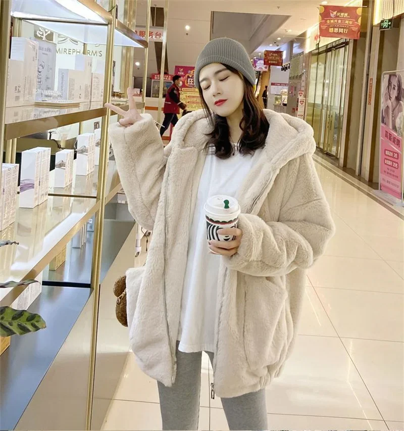 Women's Cotton Jacket  Autumn and Winter New Loose Fitting Female Hooded Fur fur fur Bread Jacket Lamb Velvet Solid Color