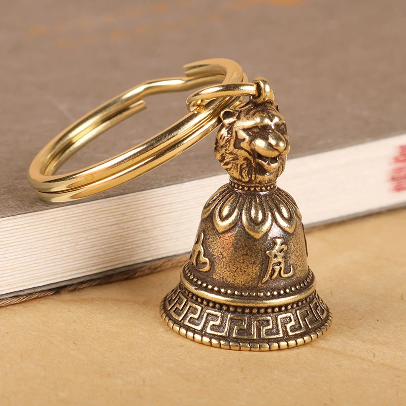 Chinese 12 Zodiac Animals Heads Bell Brass Keychain Pendants Jewelry Vintage Copper Feng Shui Car Key Chain Hanging Keyring Gift