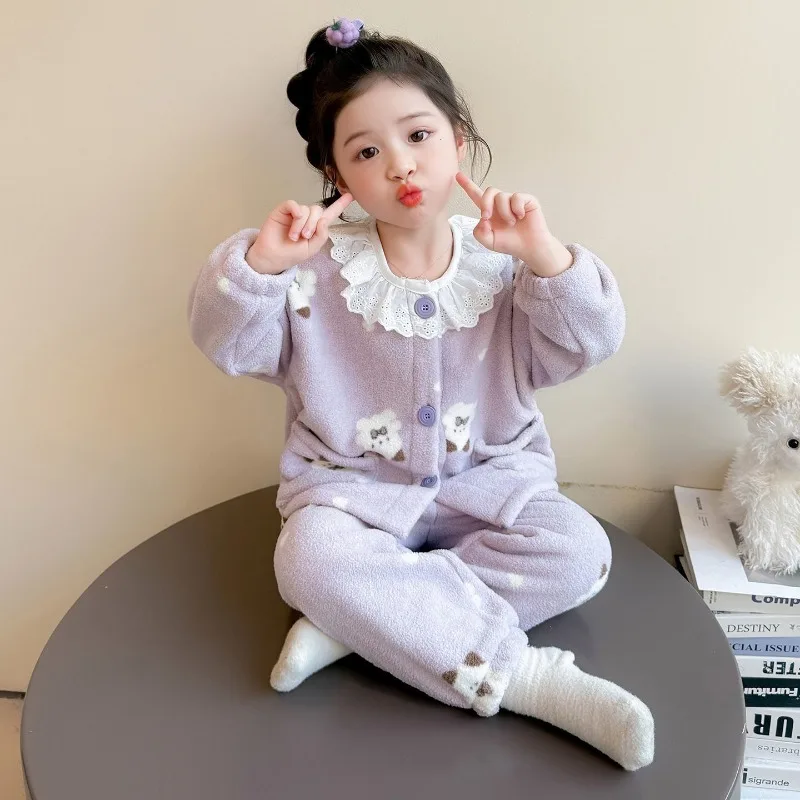 

Новинка 2023 года, фланелевые пижамы для девочек, теплый кружевной кардиган с героями мультфильмов, комплект осенне-зимней детской бархатной фланелевой комплект одежды для сна