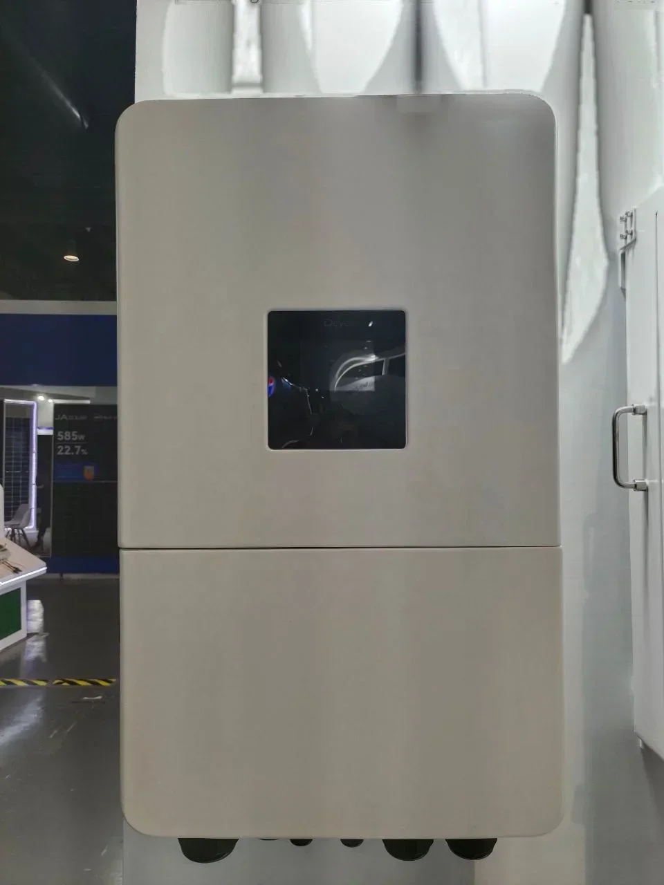20KW Three Phase Low Voltage Hybrid Inverter Support Iron Phosphate Home Commercial Conversion