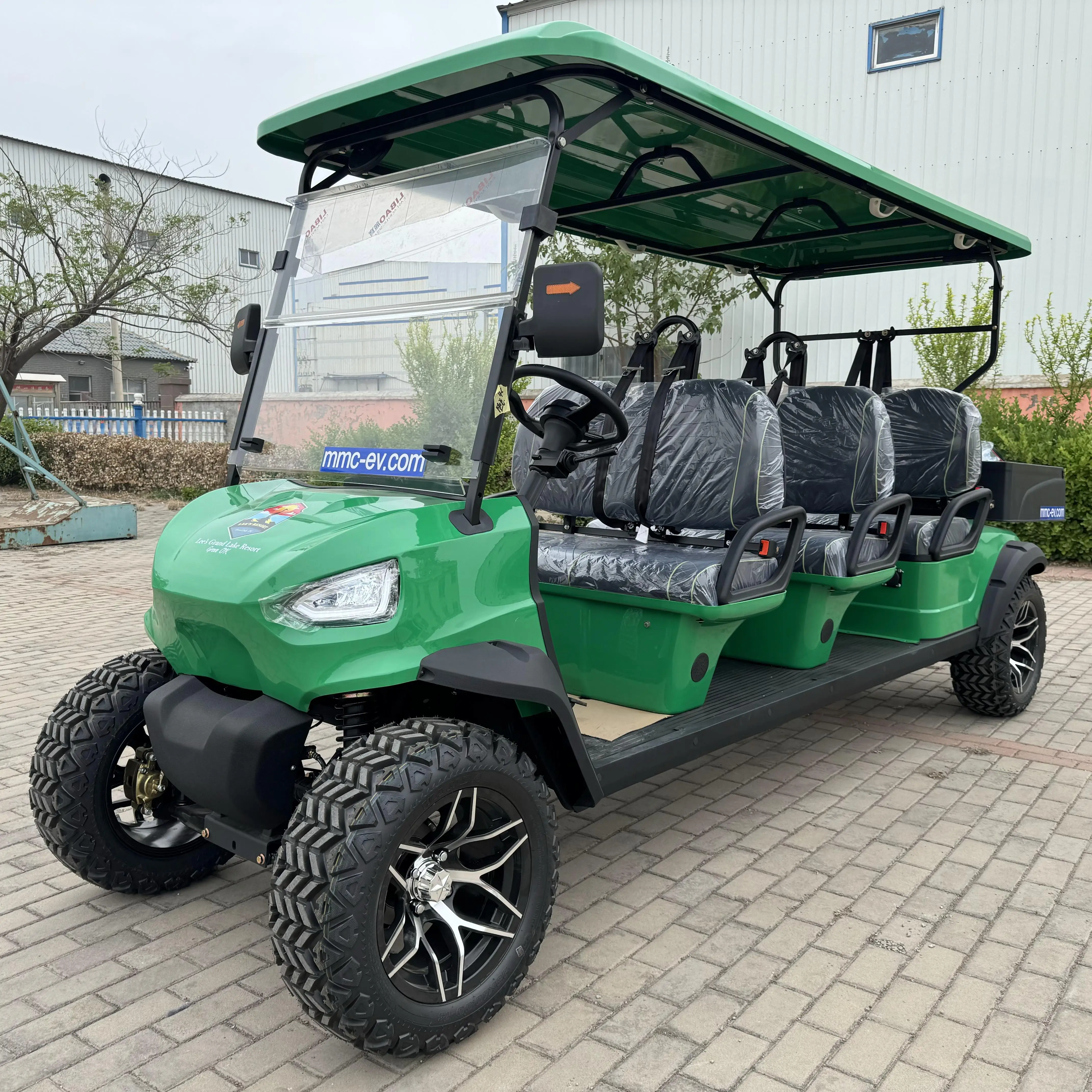 Club new B-type 4+2 seats 6-seater maintenance-free lithium battery green with rear cargo box fast electric off-road golf cart