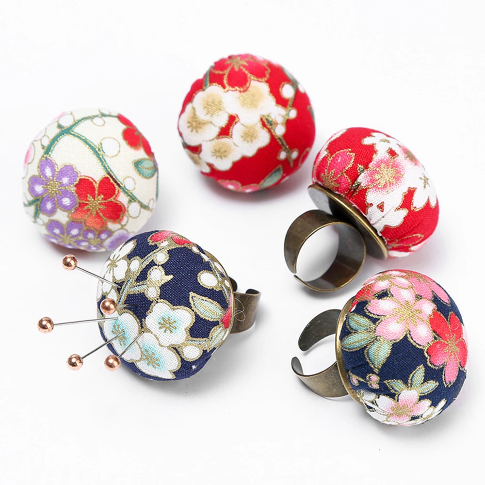 1PC/2PCS Random Color Adjustable Ring Pin Cushions For Quilting Craft Finger Pincushion DIY Sewing Tools Accessories