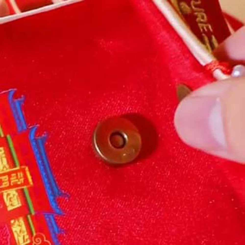 Traditional Chinese New Year Red Wallet Embroidered Hongbao God of Wealth Red Pocket Lion Dance Blessing Lucky Money Packet
