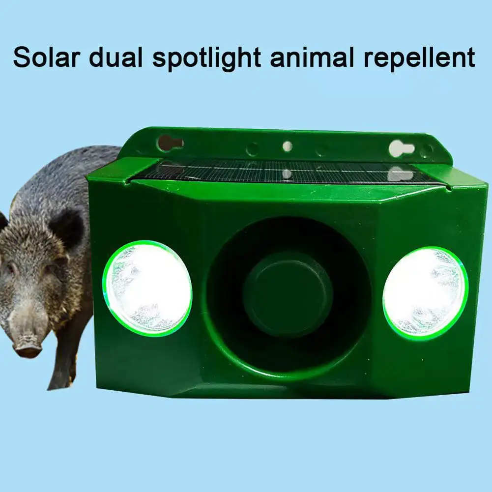 

Effective Beast-repelling Solar Lights Weather-resistant Solar Repellent Light with Loud Volume for Farm Fields for Home