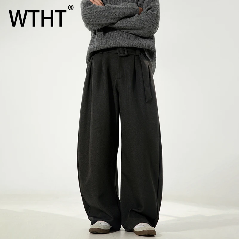 

WTHT Fashion 2026 Spring Men's Pleated Belt Solid Color Design Pants Vintage American Style Straight Casual Trousers Male 2A2739