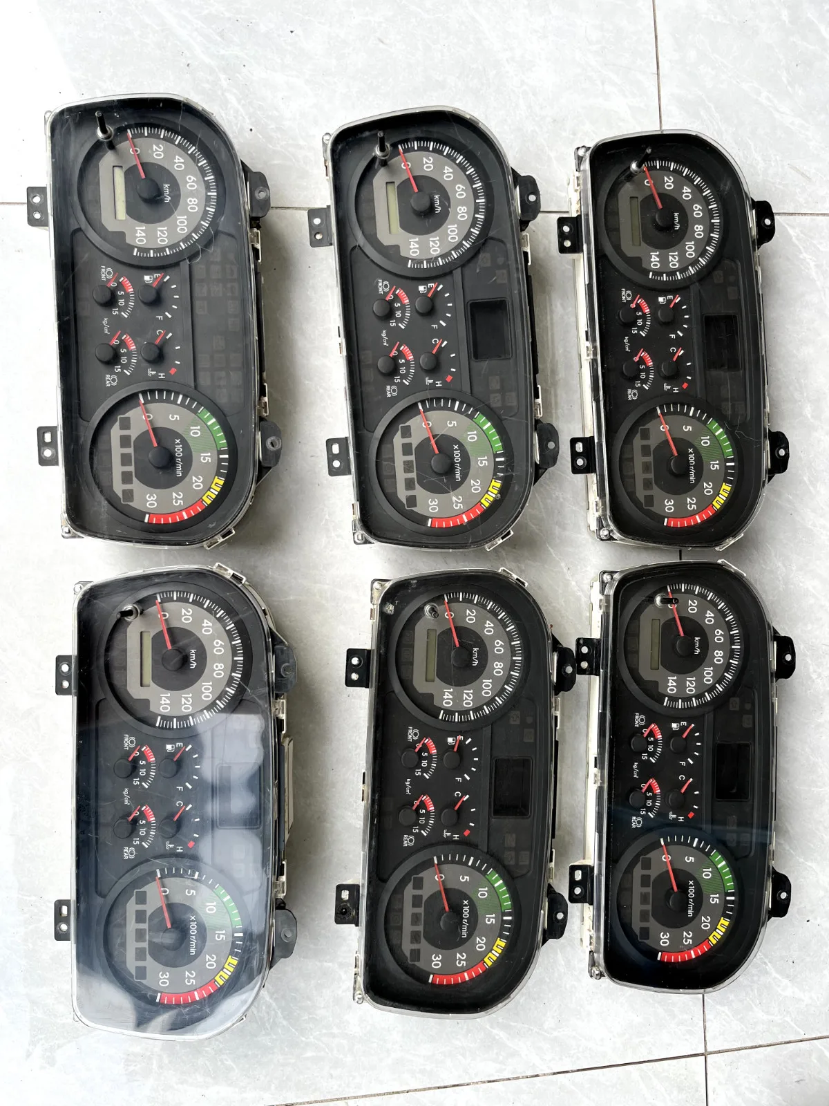 83800-E0C92 Used Instrument Cluster for HINO 700 P11C Diesel Truck