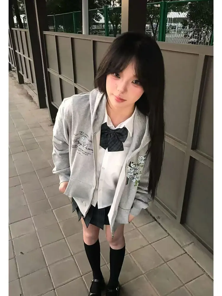 

Американский ретро-кардиган с цветочной вышивкой, женская свободная толстовка с капюшоном, осенняя новинка, верхняя одежда