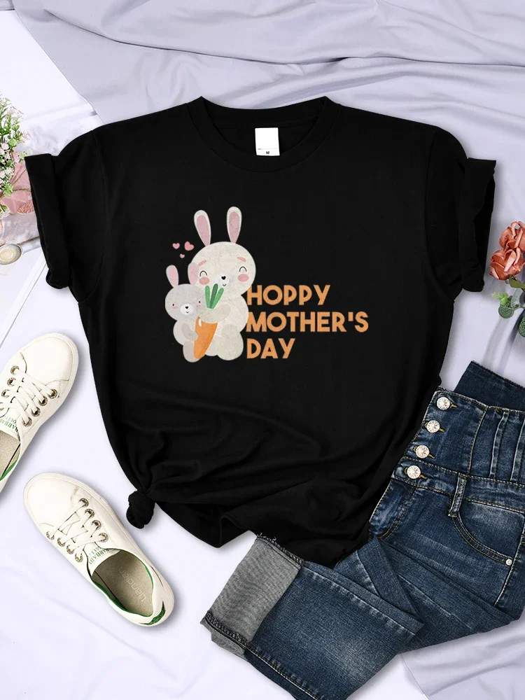 Rabbit A Carrot Female T-Shirts Cartoons Casual Tops Funny Print Hip Hop Vintage Tee Clothes Crewneck Womans Short Sleeve