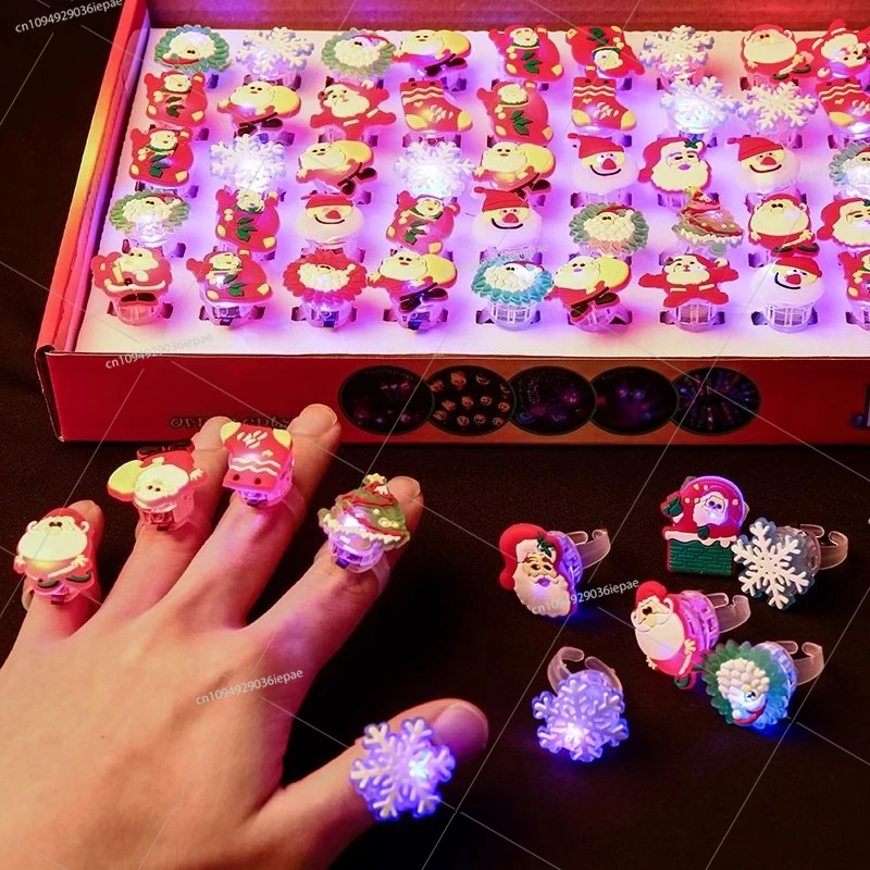 

Christmas decoration glowing ring; cartoon children's gift toy; shopping mall and kindergarten scene decoration prop; cute.