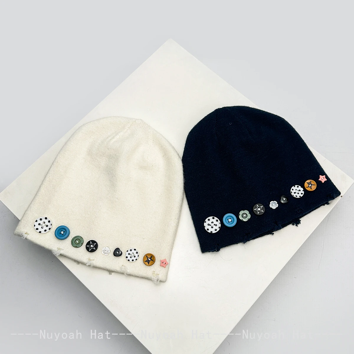 New Men Women Korean Retro Colorful Buttons Knitted Hats Warm Personal Versatile Niche Beanies Simple Fashion Broken Edge Ins 3
