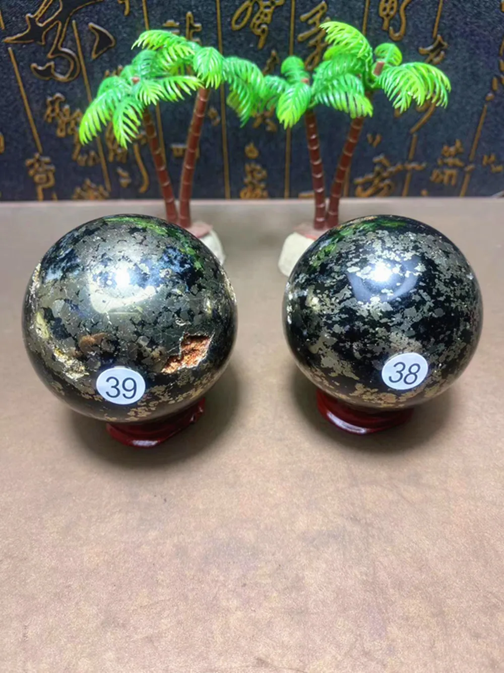 Natural Iron Pyrite Sphere Quartz Crystal Magic Ball Healing Reiki Rock Gemstone Collectibles With Base Gem Massage Globe