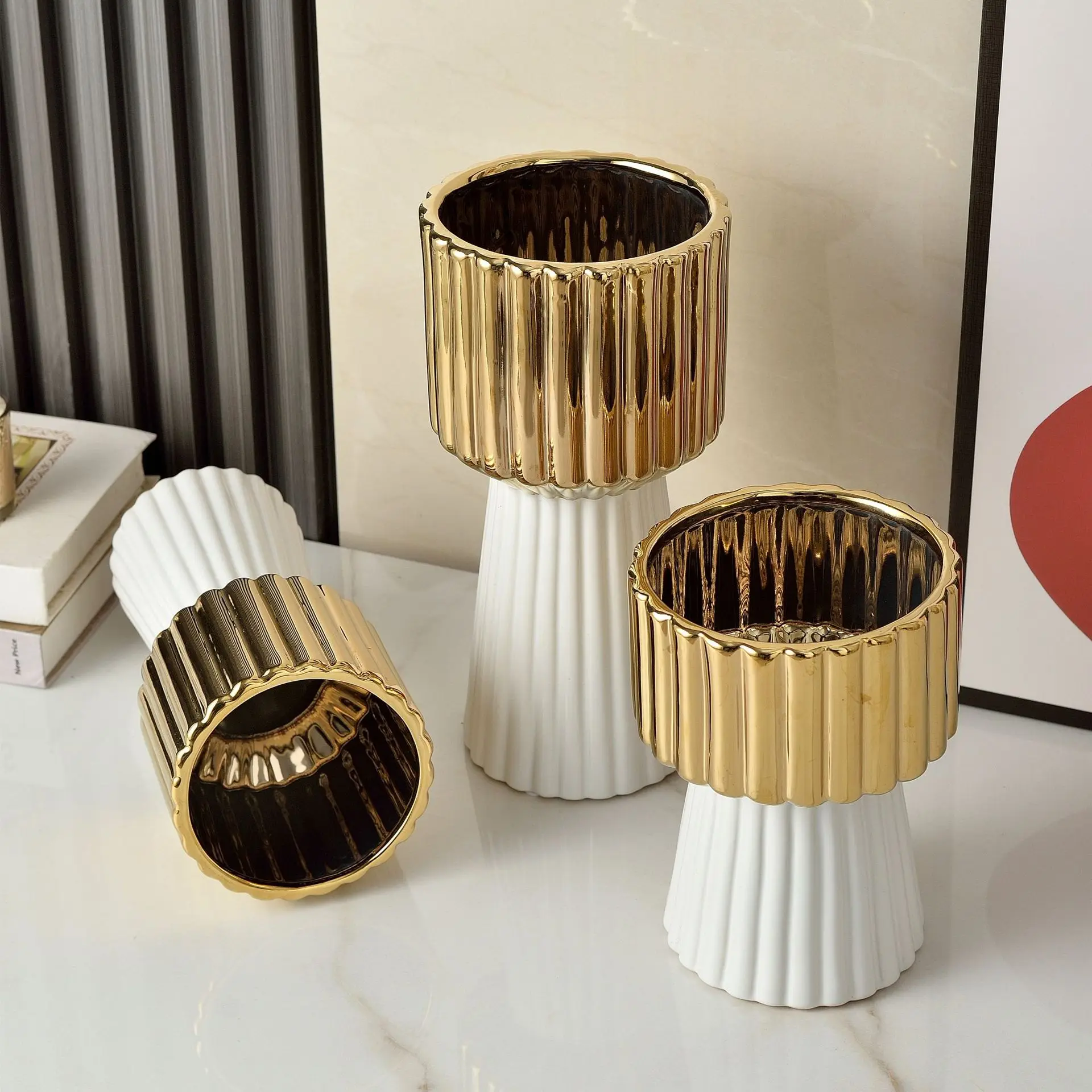 Imagem -03 - Modern Minimalista Sakura Vaso Cerâmico Galvanizado Dourado Branco Preto Conjunto de Decoração para Casa Artesanato de Exibição