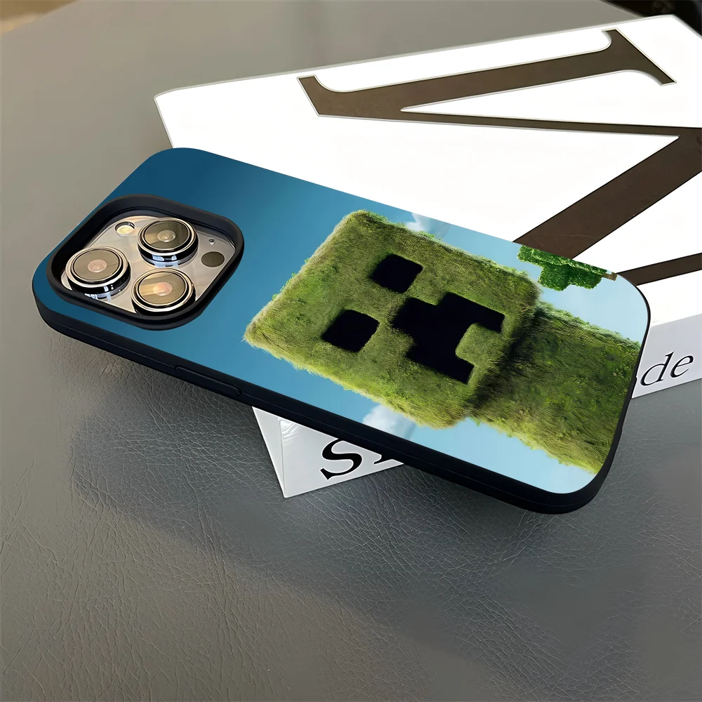حافظة هاتف MINECRAFT M من السيليكون السائل لهاتف Apple 16 15promax غطاء كامل مقاوم للسقوط 16 15 14 13 ملمس جلدي غير لامع 11pro