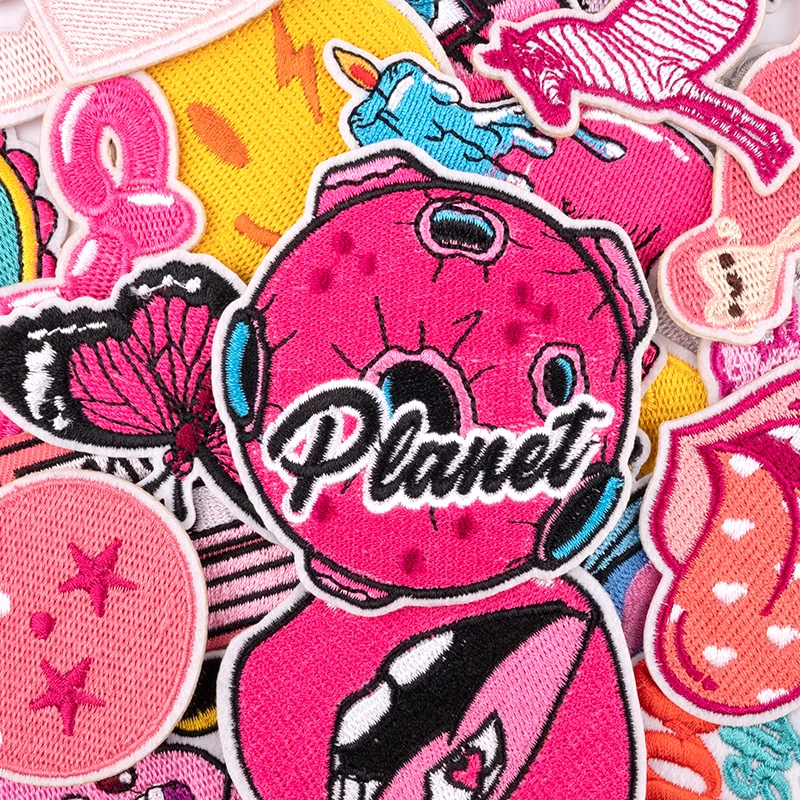 Cartoon Graffiti Patches Embroidered Patches for Clothing Fashion Iron On Patches On Clothes Pink Badges On Backpack Accessory