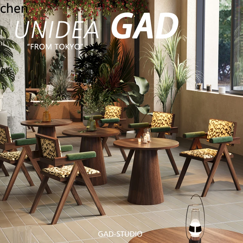 YFY Commercial Vintage Jacquard Fabric Coffee Shop Solid Wood Table and Chair Set for Western Restaurant and Tea House