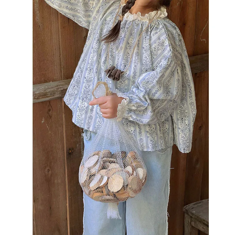 

2025 Autumn Lightweight Floral Shirt for Girls with Lace Collar Country Style Long Sleeve Top for Baby Girls