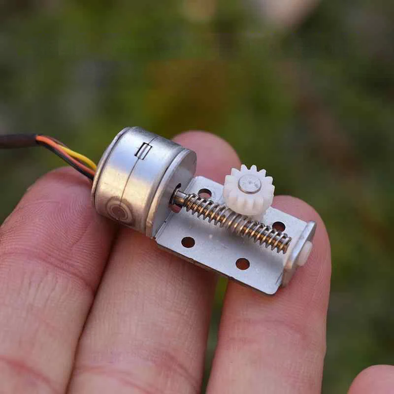 1Pcs Stepping Motor Linear Screw Shaft Rod Block 13 Teeth Plastic Gear DIY Camera Monitor 15mm 2-Phase 4-Wire Stepper Motor