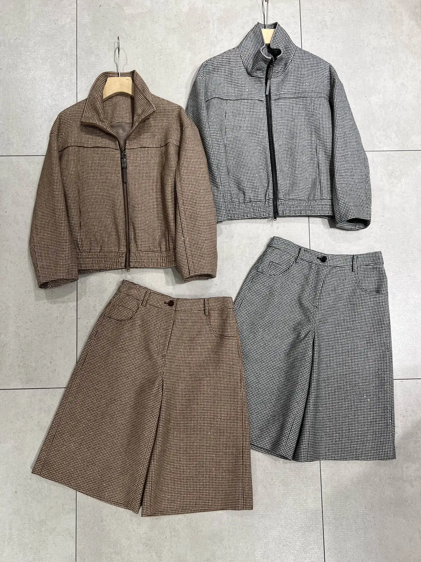 2026Women's Short Zip-Up Stand-Collar Jacket and Wide-Leg Shorts Set