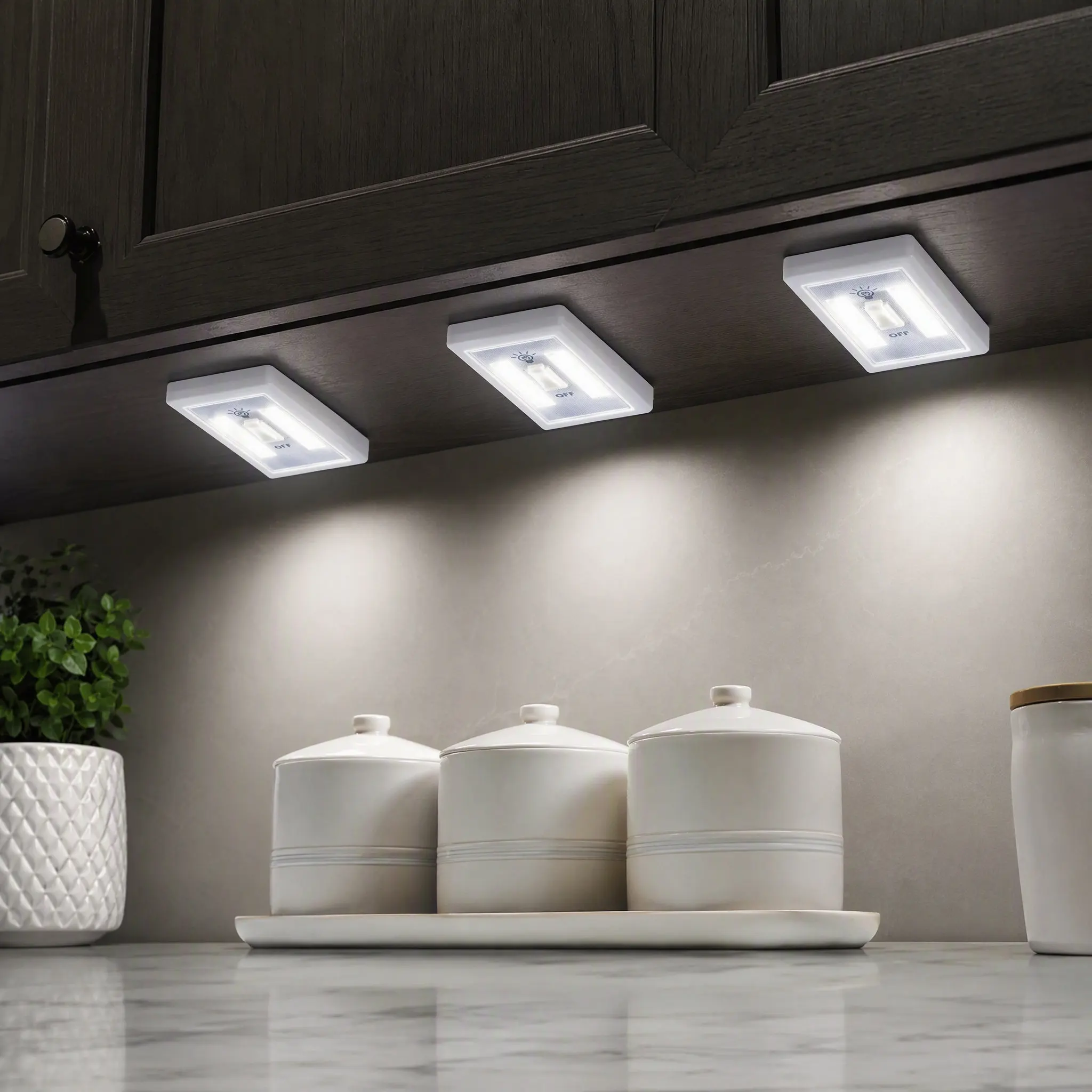 luz-de-parede-led-cob-com-interruptor-branca-11x75x3cm-funciona-a-pilhas-sem-fio-luz-noturna-de-emergencia-para-abaixo-do-armario-do-quarto
