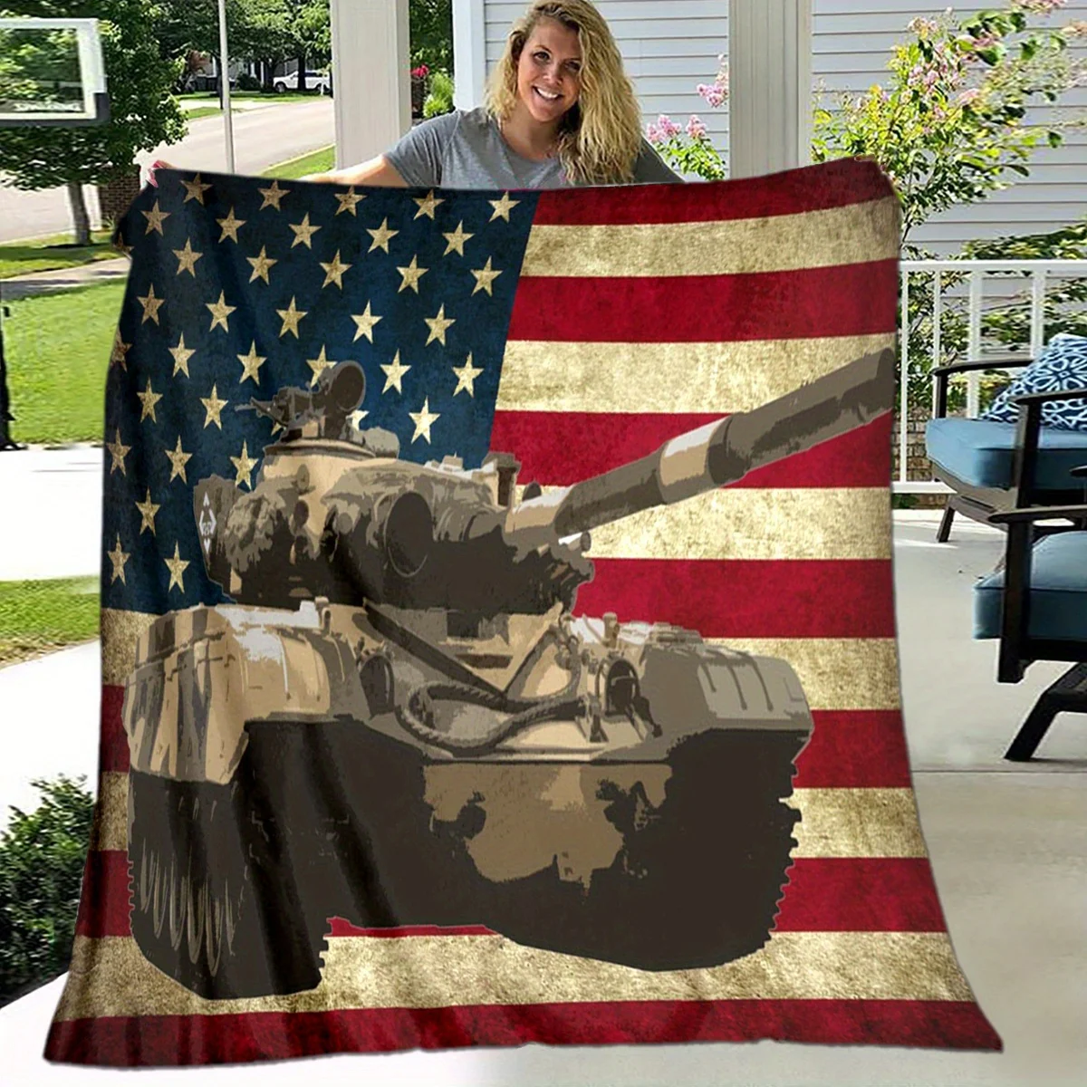Heavy tank with the American flag Flannel printed blanket suitable for all seasons suitable for living room office sofa travel