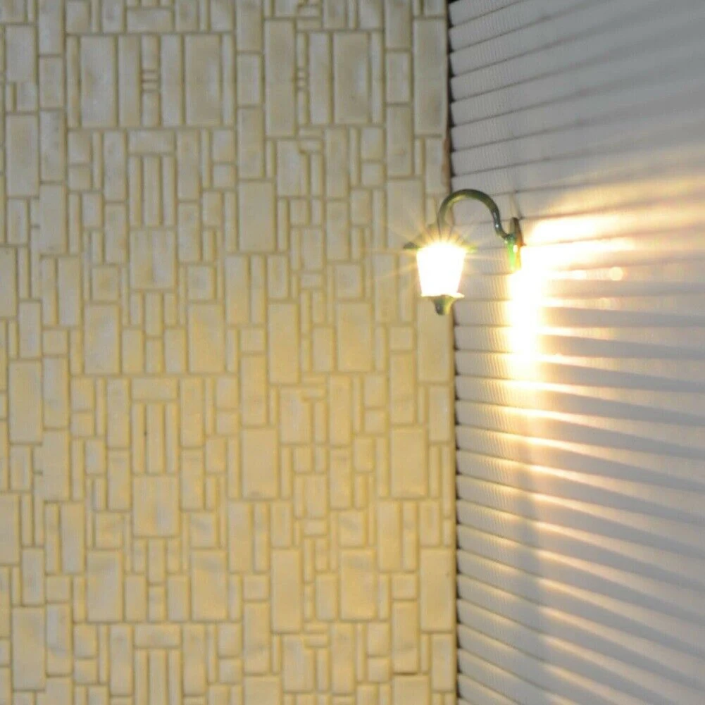 For H0 Scale 1:87 LED Street Lamps for Railway and Building Models 1-Flame Wall Mounted Design with Warm White Emission