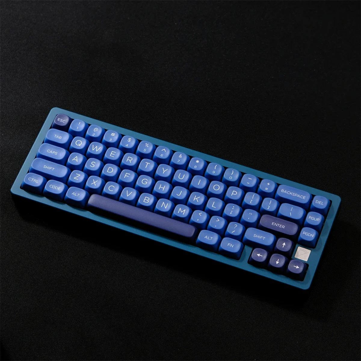 126 Keys GMK Striker PBT Keycaps Dye Sublimation MOA Profile Keycaps For Cherry Gateron MX Switches Gaming Mechanical Keyboard