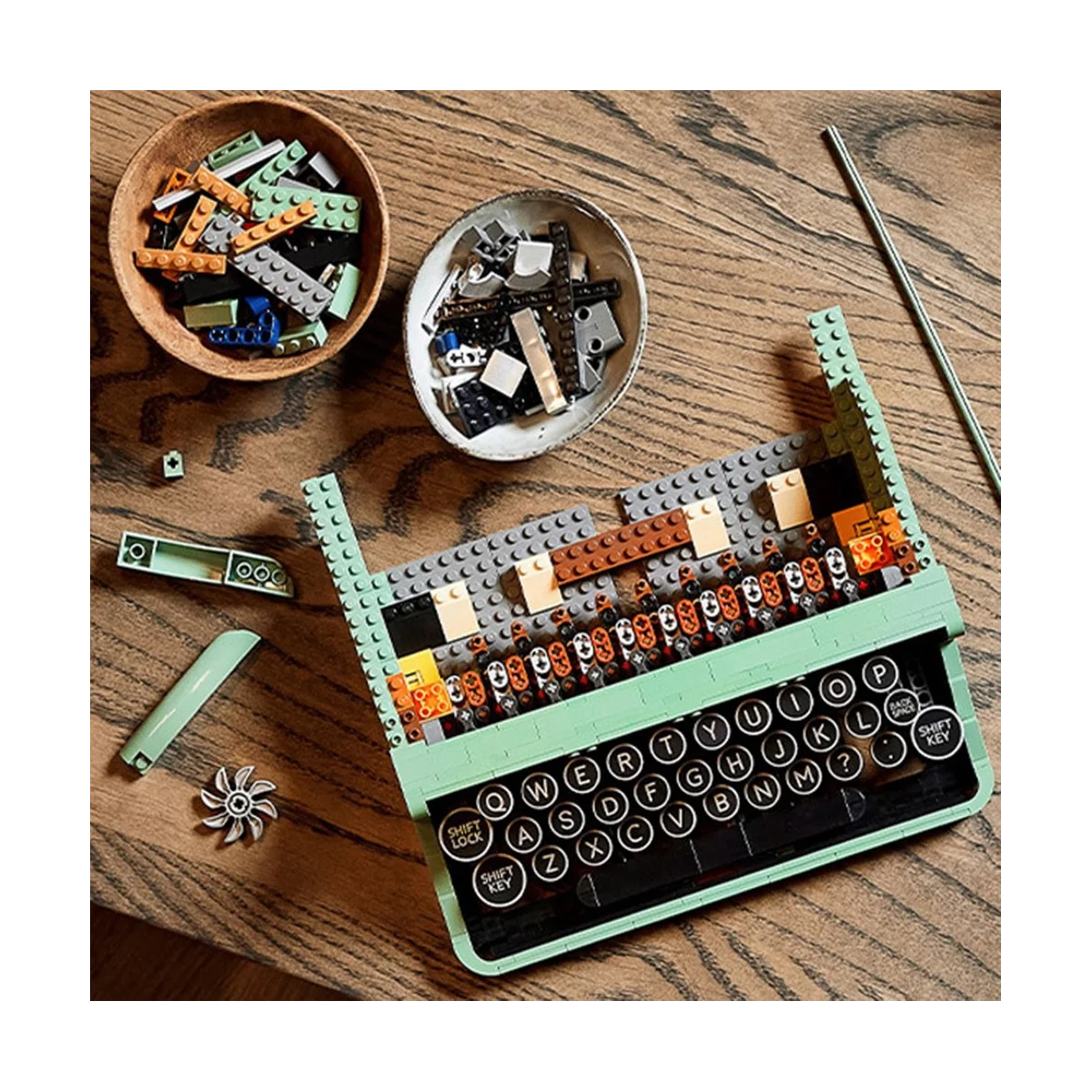 Retro Typemachine Blokken Baksteen Markering Machine Toetsenbord Meer dan 12 Jaar Oud Kinderen Schrijfmachine Cadeau Speelgoed Compatibel 21327